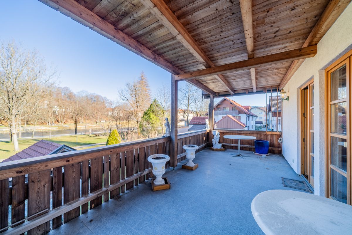 Bild: Freedome_Pictures_Bad Tolz_Konigsdorferstr. 14_EFH 32 von 61