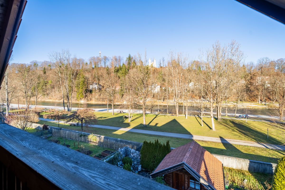 Bild: Freedome_Pictures_Bad Tolz_Konigsdorferstr. 14_EFH 23 von 61